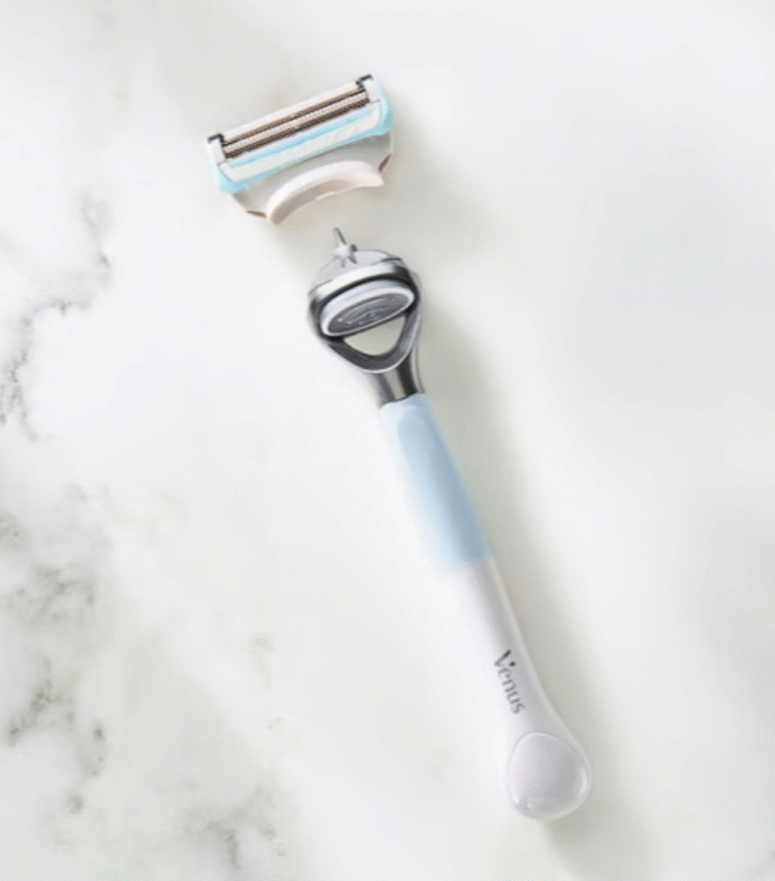 Wkłady do maszynek Gillette Venus Satin Care 4 sztuki - obrazek 2